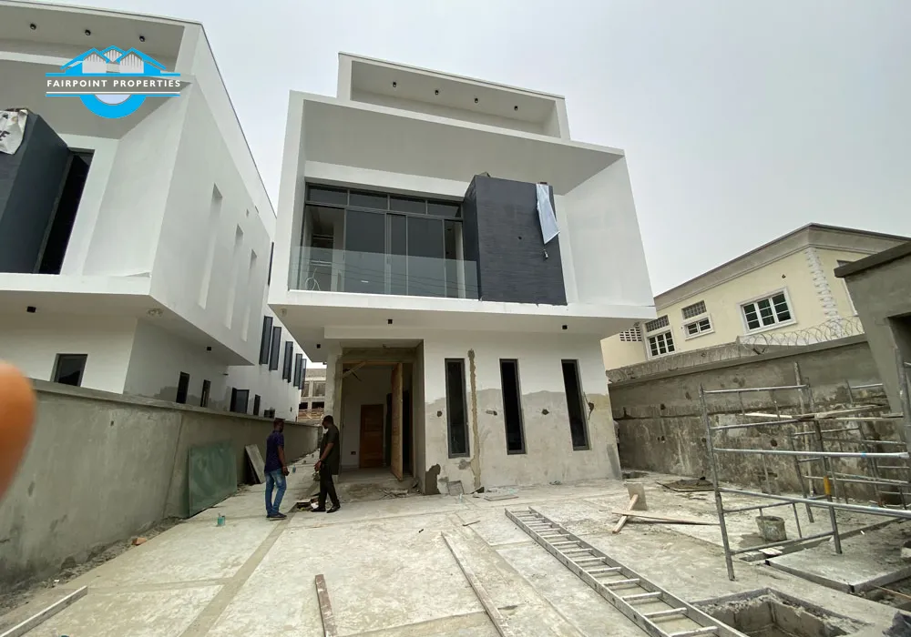 Luxury 4 Bedroom Detached Duplex