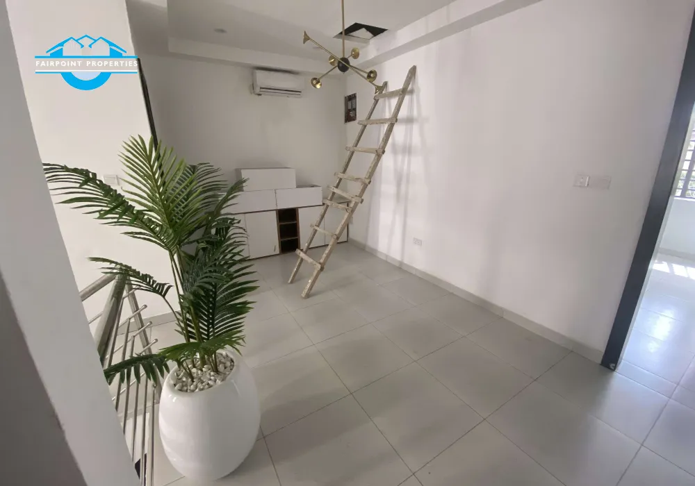 Stunning 4 Bedroom Fully Detached Duplex With Bq For Sale At Lekki Phase II