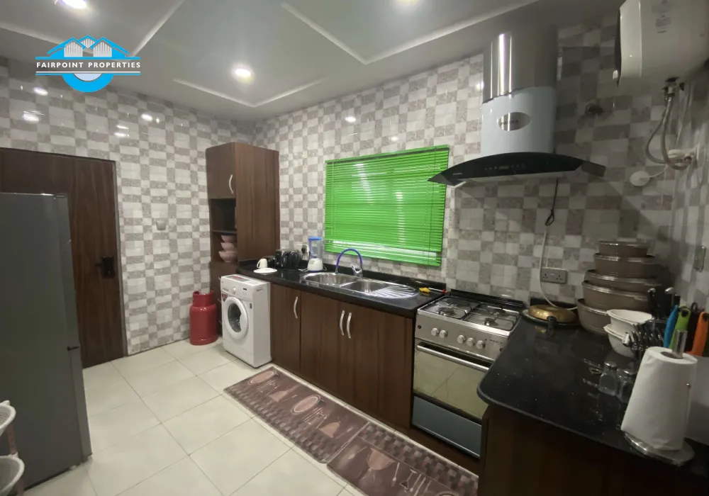 4 bedroom Shortlet apartment at Lekki Phase I