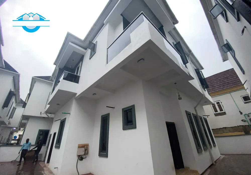 4 Bedroom Detached Duplex