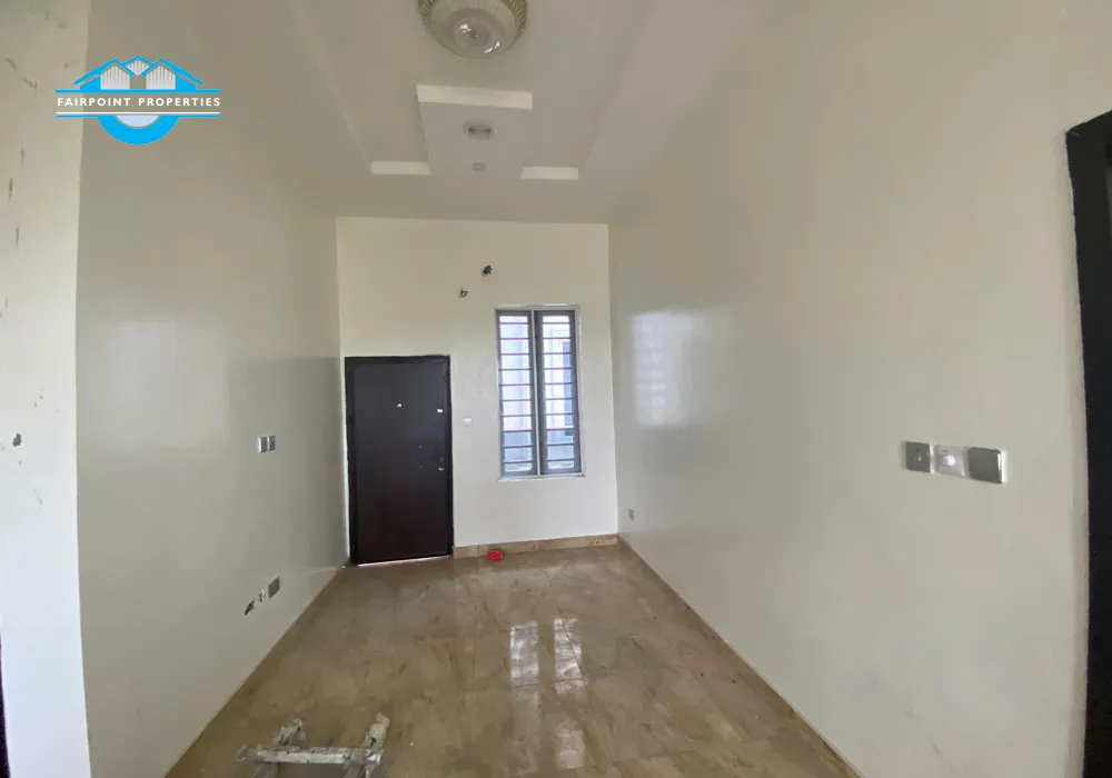 4 bedroom Detached Duplex