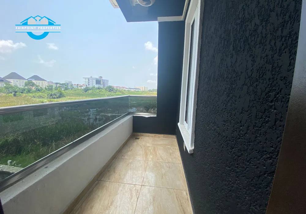 4 bedroom Detached Duplex