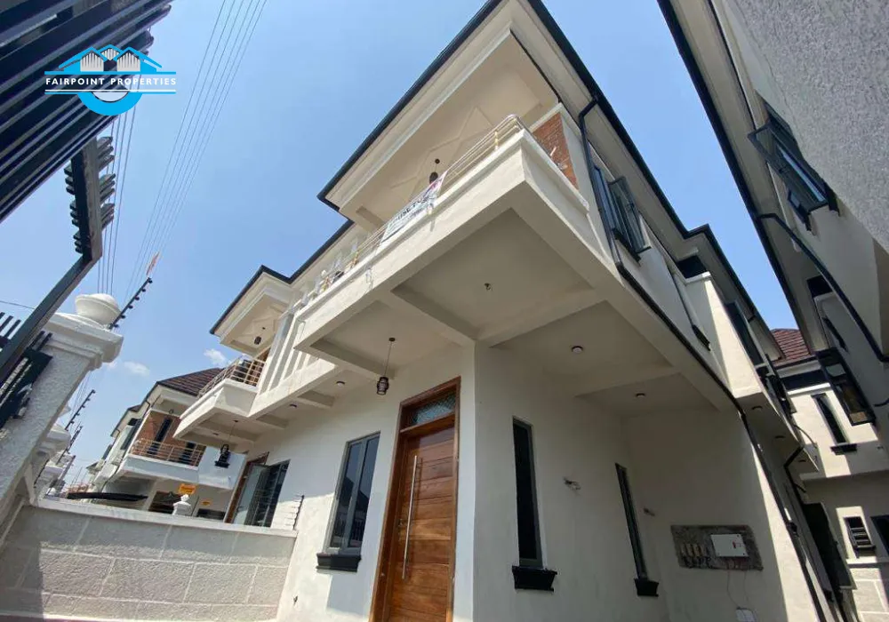 4 Bedroom Semi Detached with Bq For Rent in Lekki Conservation Center Lagos