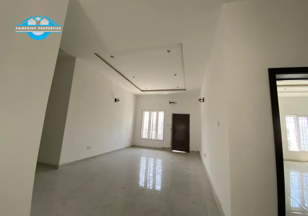 5 bedroom Detached Duplex for Sale