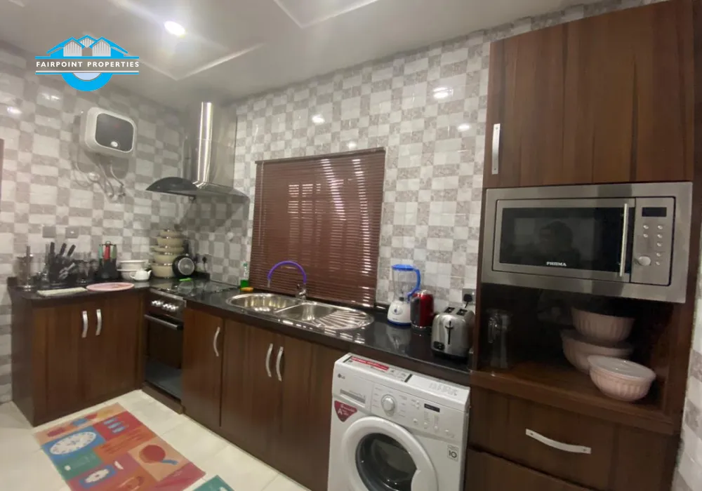 4 bedroom short-let for rent at Lekki