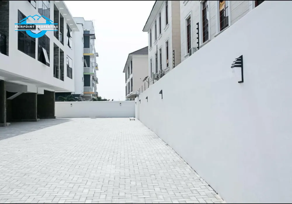 4 bedroom terrace apartment for sale in Lagos