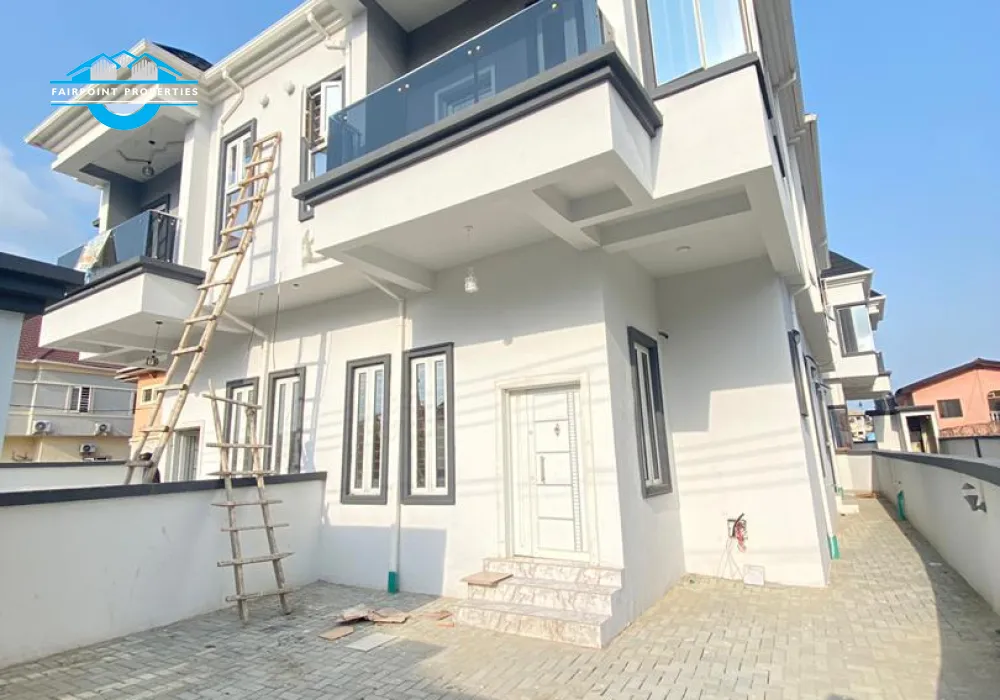 4 bedroom semi-detached duplex for sale at Agungi Lekki