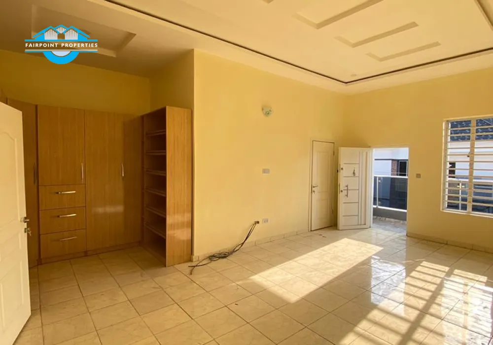 4 bedroom semi-detached duplex for sale at Agungi Lekki