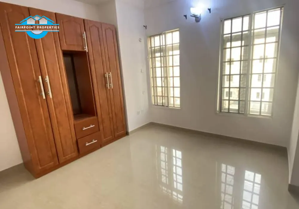 3 bedroom apartment for rent in Oniru -3,500,000 per annum