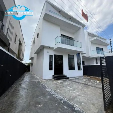 4 Bedroom Detached Duplex for Sale