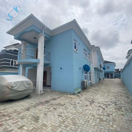 Stunning 3 Bedroom Apartment for Rent At Lekki Phase 1, Lagos.