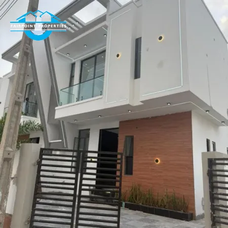 4 BEDROOM SEMI DETACHED DUPLEX WITH SWIMMING POOL