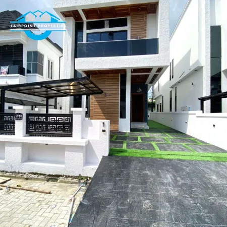 Lovely 4 Bedroom Fully Detached Duplex With BQ for sale At Chevron Lekki, Lagos.