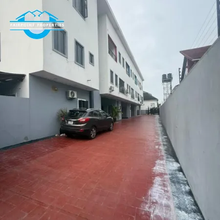 NICELY BUILT 4 BEDROOM TERRACE DUPLEX FOR SALE IN A SECURED ESTATE AT IKATE, LEKKI, LAGOS