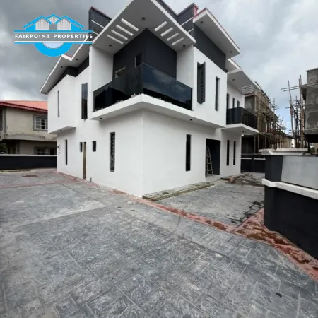 5 Bedroom Detached Duplex for Sale