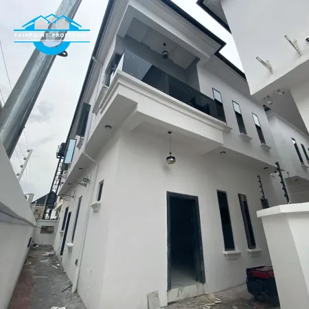 4 Bedroom fully detached duplex 