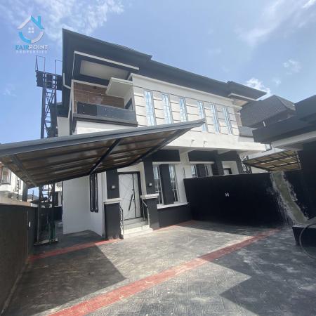 4 bedroom Semi detached duplex with a Bq For Sale At Lekki Phase II 