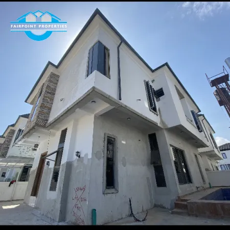 5 bedroom fully detached duplex with pool