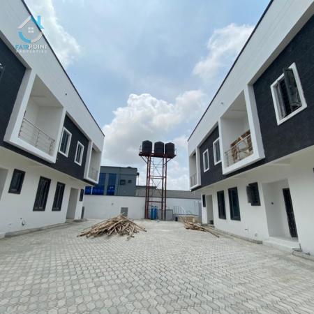 4 bedroom terrace apartment for sale in Sangotedo, Lekki Lagos