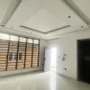 3 BEDROOM APARTMENT + ELEVATOR + SWIMMING POOL + GYM + AMPLE PARKING IN A WELL SECURED AND  CALM  ESTATE IN ONIRU - VICTORIA ISLAND  - LAGOS.